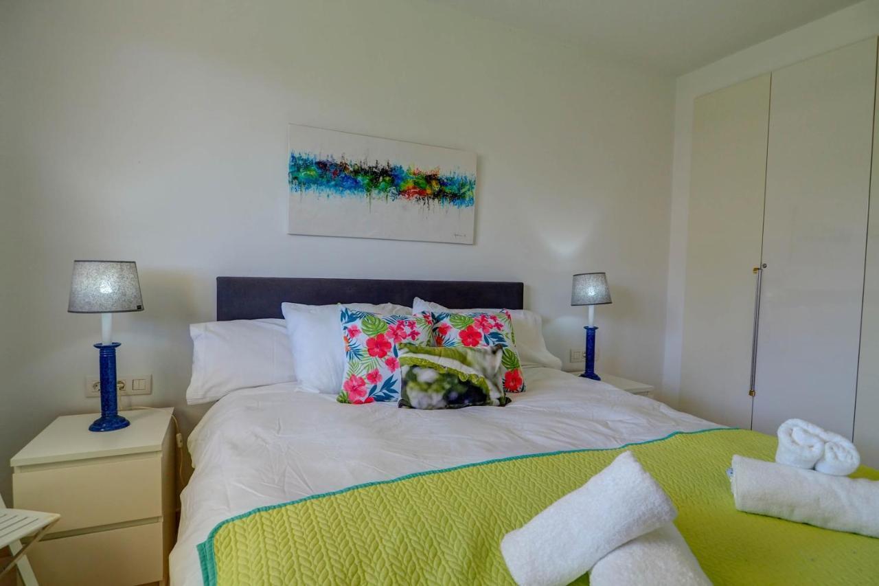 Mediterraneo Seaview Apartment By Hello Homes Sitges Bagian luar foto